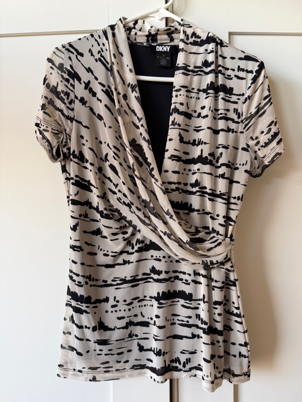 DKNY M Abstract Print Wrap Top